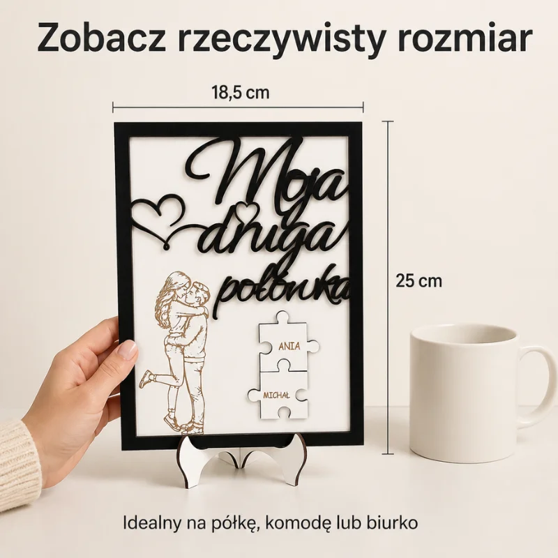 Rozmiar ramki 18,5 cm szerokosci na 25 cm wysokosci